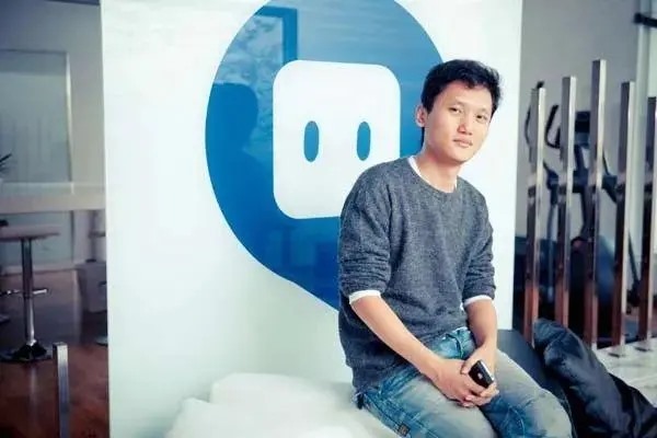 刚注册陌陌没几天已经实名认证了为什么还显示账号异常请实名认证？